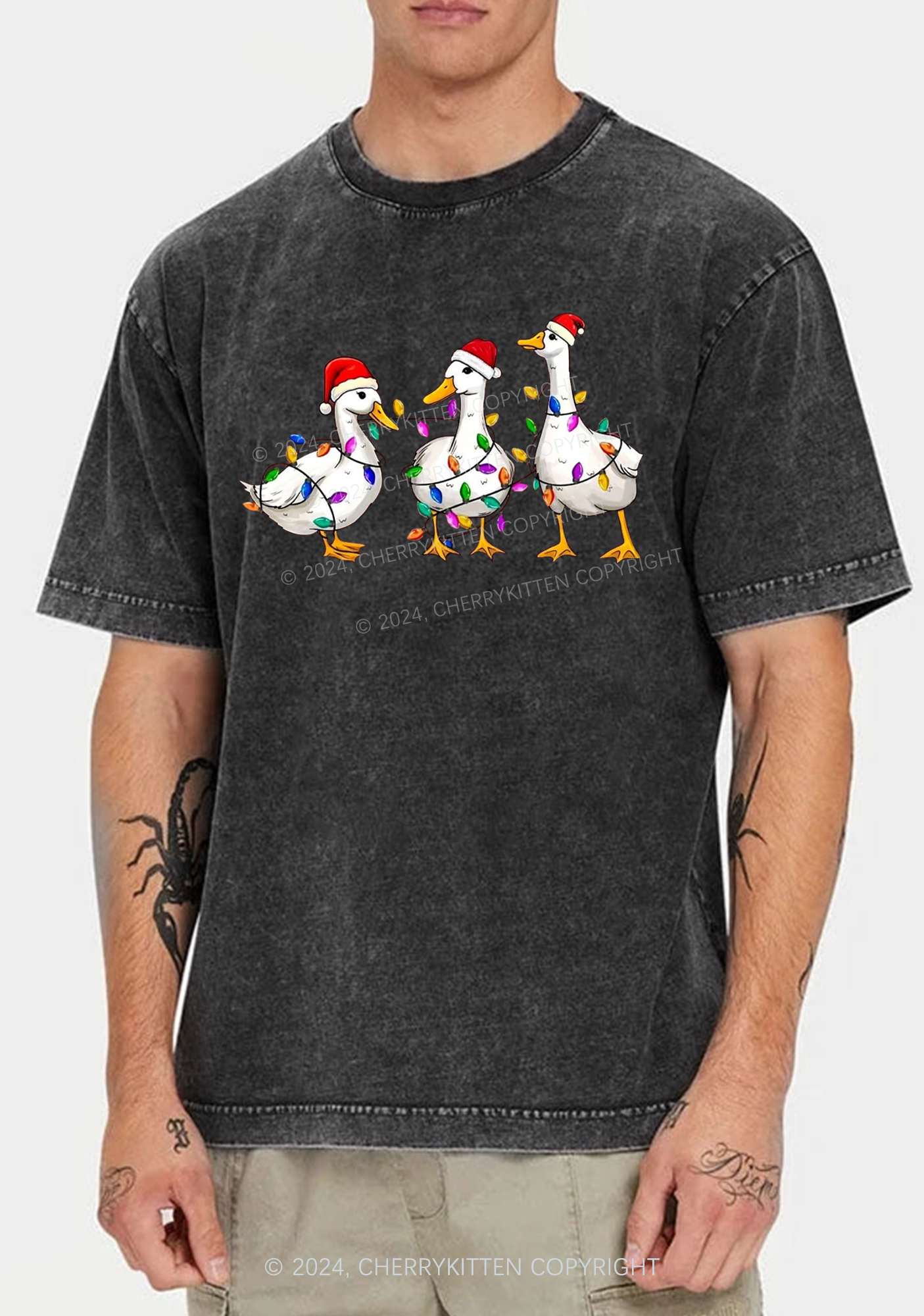 Christmas Santa Duck Y2K Washed Tee Cherrykitten - Image 2