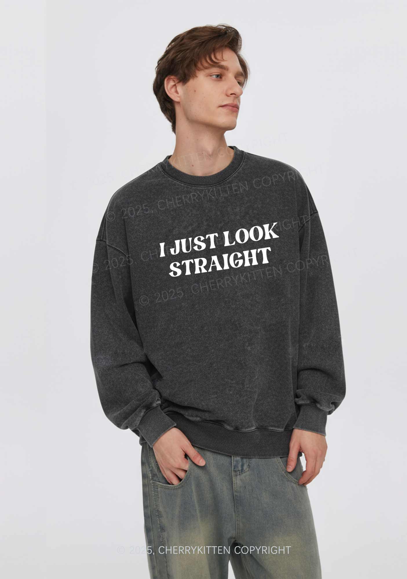 I Just Look Straight Y2K Washed Sweatshirts Cherrykitten - Image 3