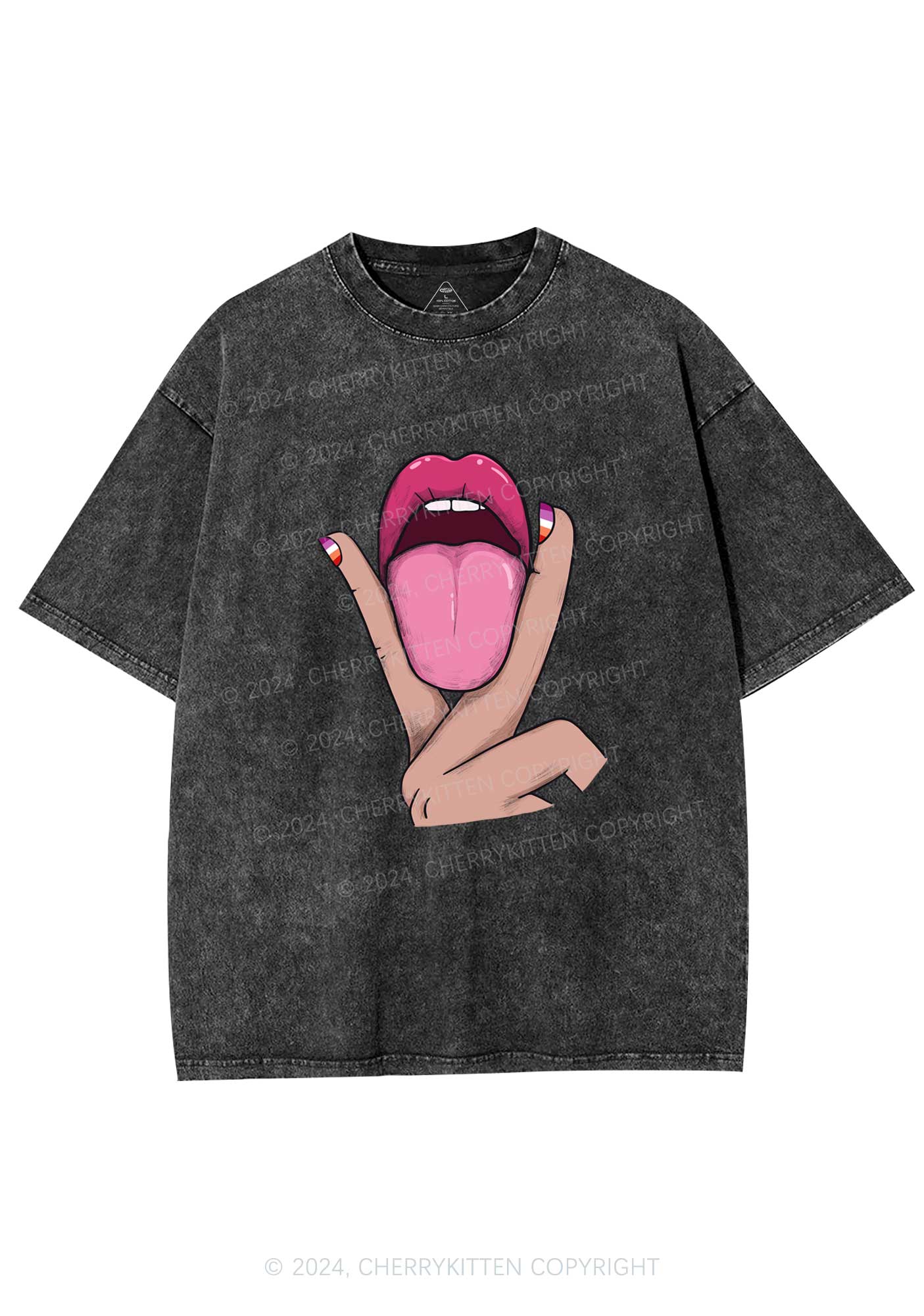 Lesbian Kissing Y2K Washed Tee Cherrykitten - Image 3