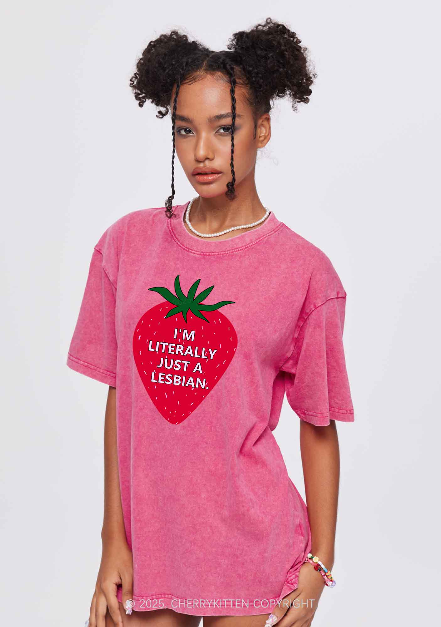 Lesbian Strawberry Pride Y2K Shirts Washed Tee Cherrykitten - Image 2