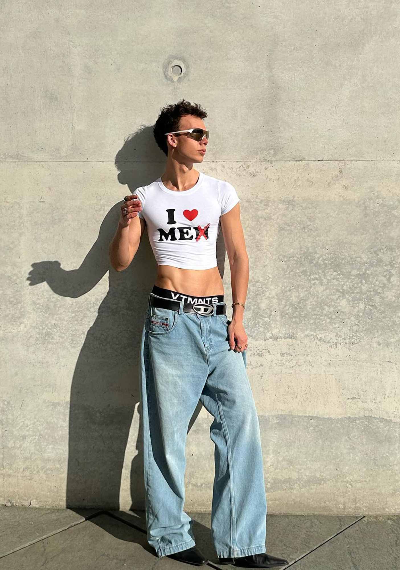 Love Me Not Men Y2k Baby Tee - Image 6
