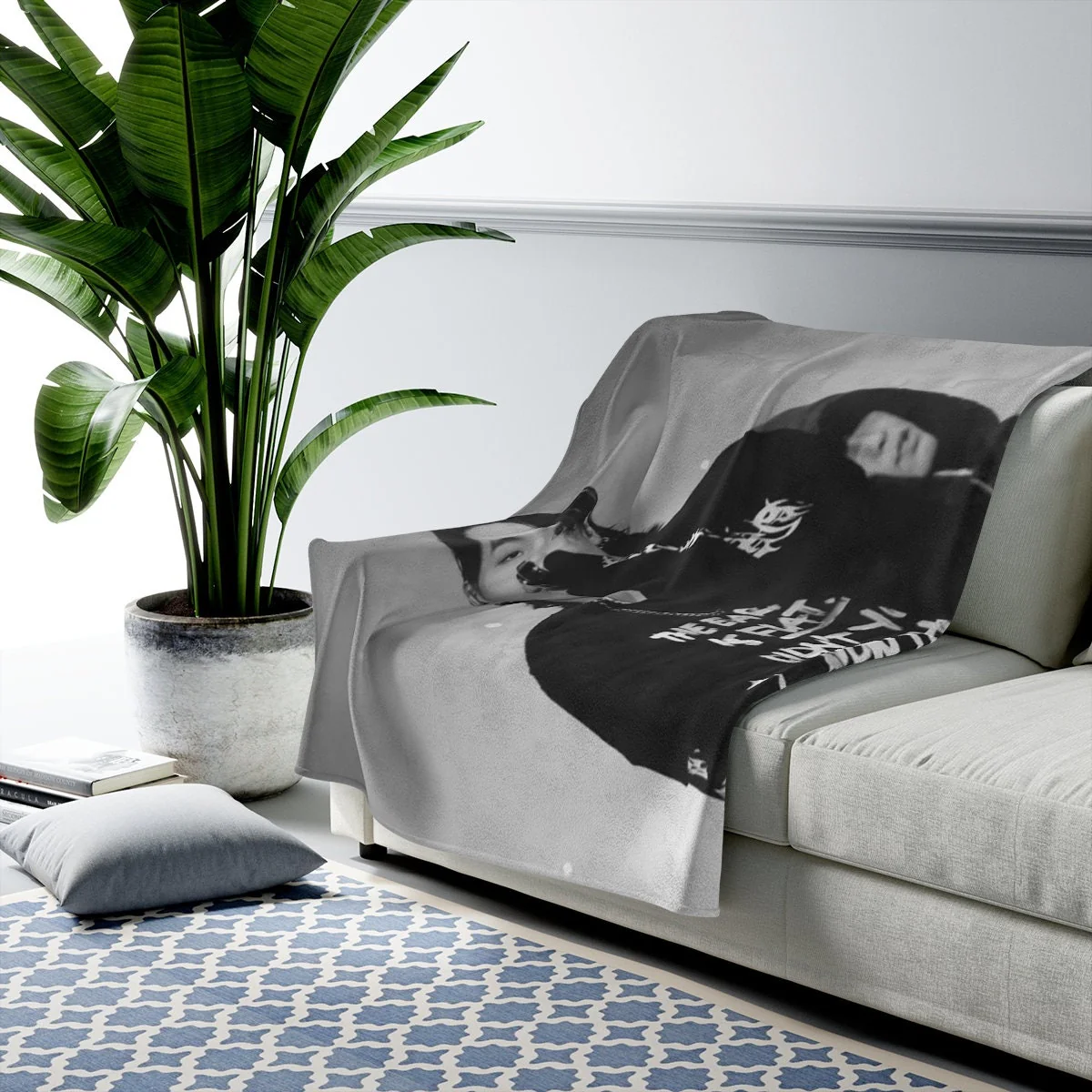 Min Yoongi Busan Concert Kpop Plush Blanket - Image 4