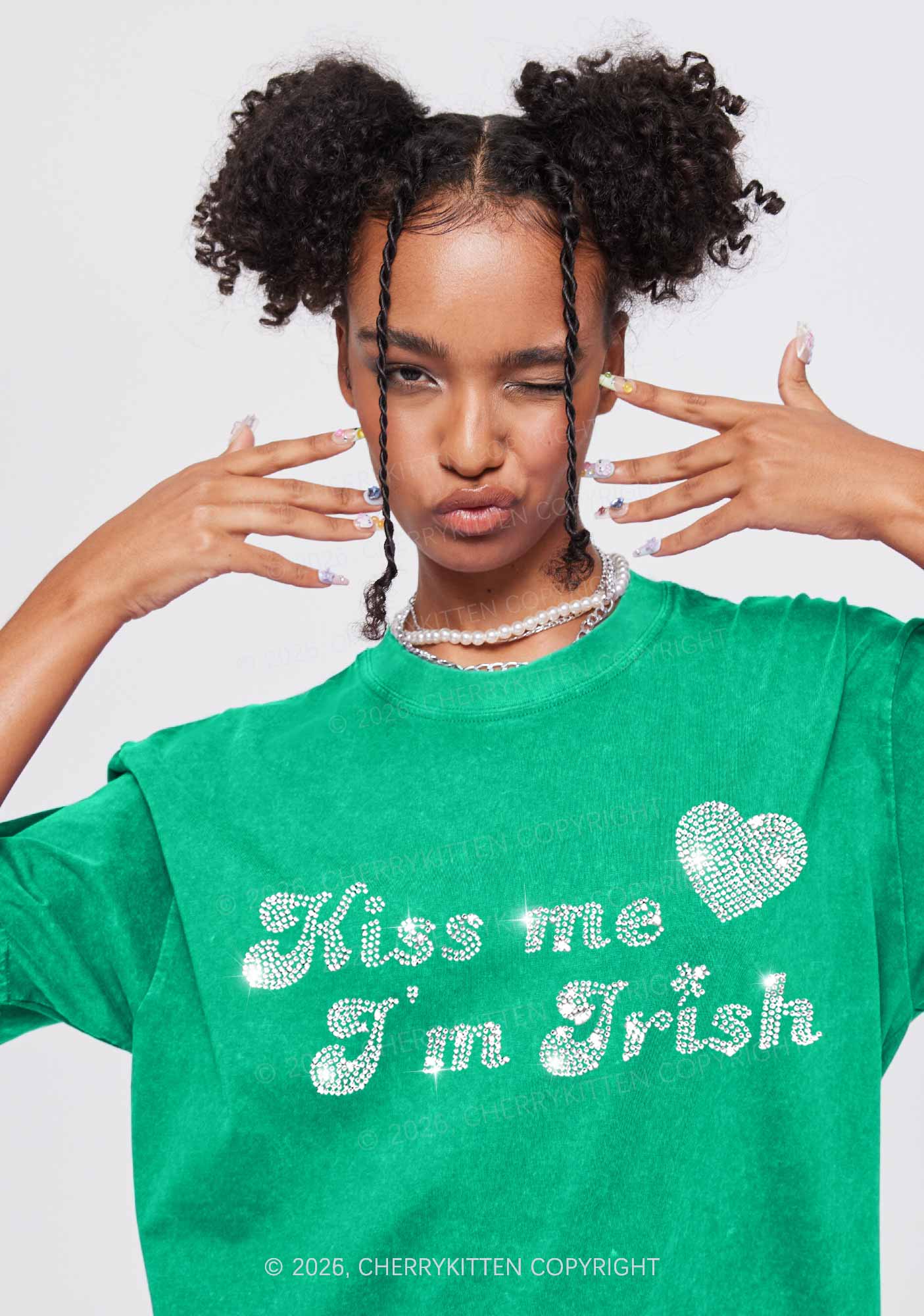 Rhinestone Kiss Me St Patricks Y2K Shirts Washed Tee Cherrykitten - Image 2