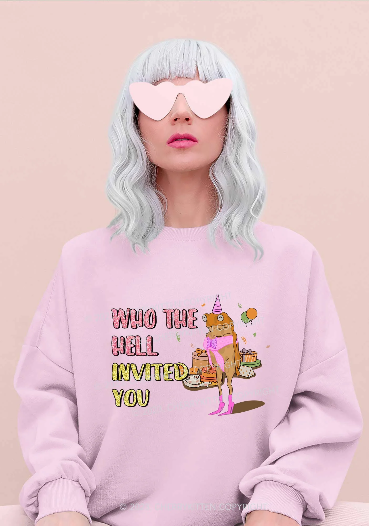 Who Invited You Frog Y2K Sweatshirt Cherrykitten - Image 2
