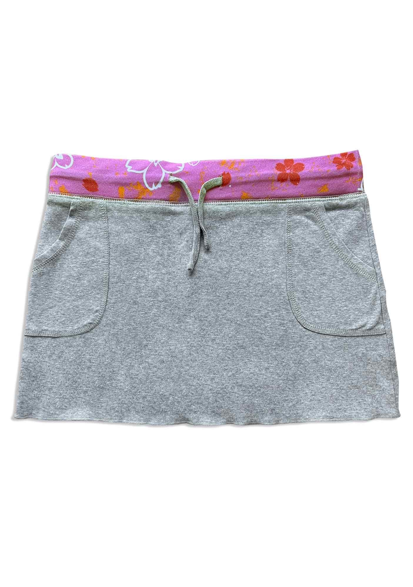 Y2K Grey Printed Patch Skirt Cherrykitten - Image 2
