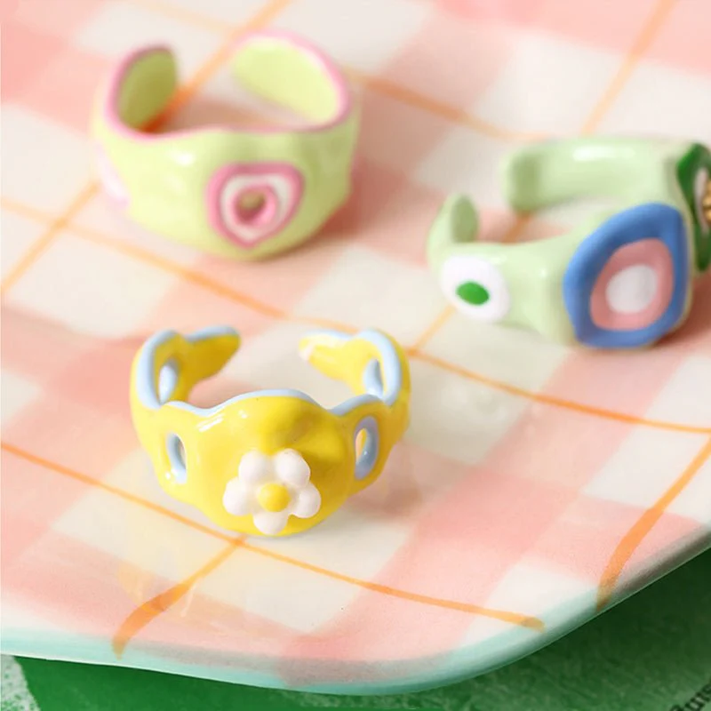 Yellow Milky Flower Y2K Rings - Image 2